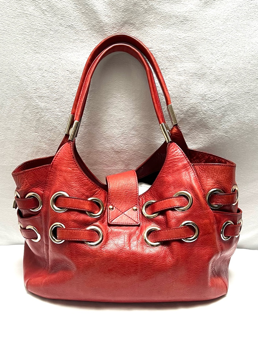 Authentic Red Leather Jimmy Choo Buckle Shoulder Bag With Dust Bag - Picture 4 of 15